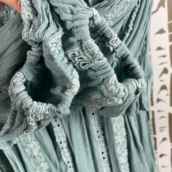 Free People Sage Green Gauze Eyelet Boho Top XS - Picture 7 of 11